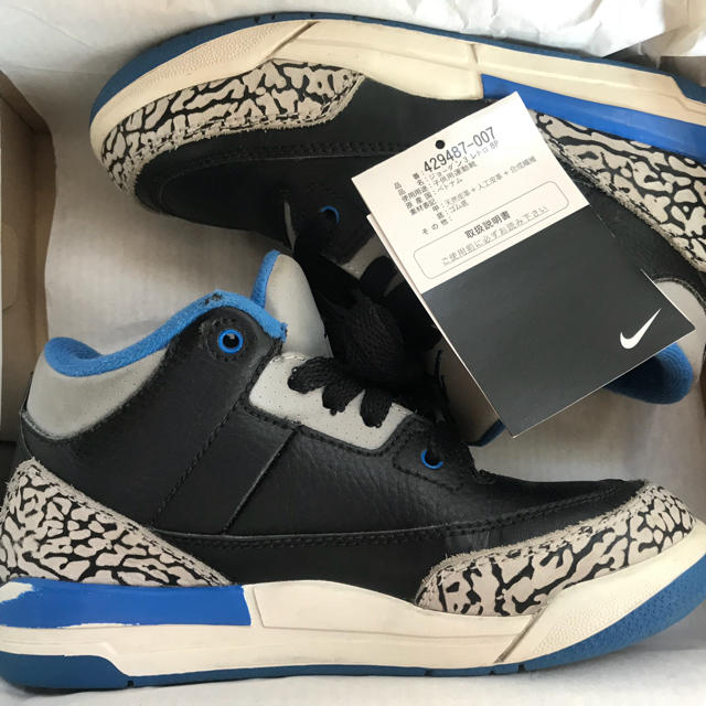 NIKE(ナイキ)の中古 20.0cm Nike air Jordan 3 kids og キッズ/ベビー/マタニティのキッズ靴/シューズ(15cm~)(スニーカー)の商品写真