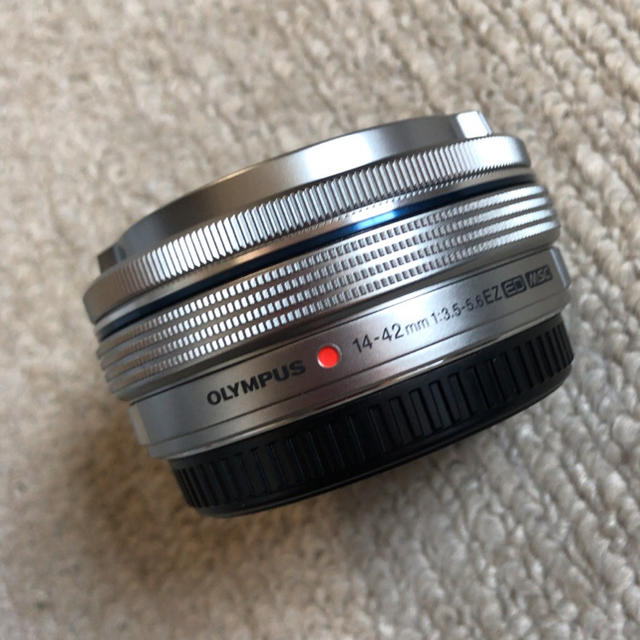 M.ZUIKO 14-42mm EZ 自動開閉キャップ付き