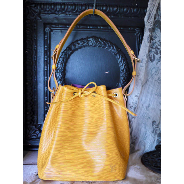 ギフト】 エピ 美品!ルイヴィトン - VUITTON LOUIS ノエ 黄色 巾着