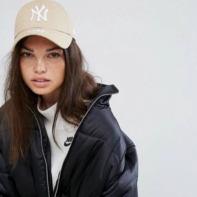 NEW ERA(ニューエラー)の【新品未使用品】NEW ERA ニューエラ  キャップ ベージュベースボール メンズの帽子(キャップ)の商品写真