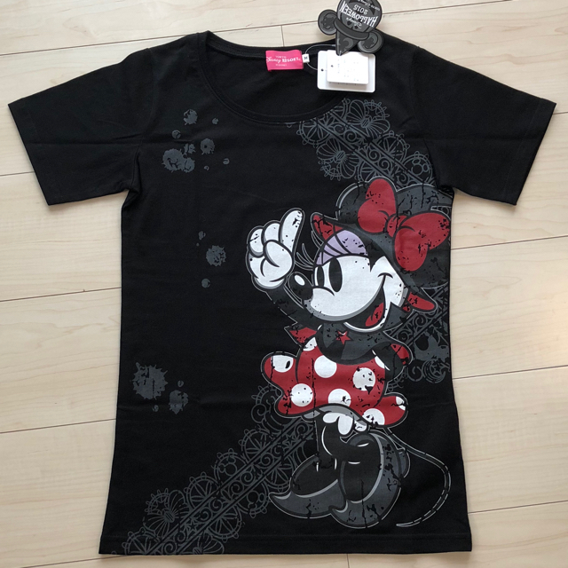 Disney(ディズニー)のかにゃ〜にゃ様専用 ミッキー&ミニー ハロウィンTシャツ メンズのトップス(Tシャツ/カットソー(半袖/袖なし))の商品写真