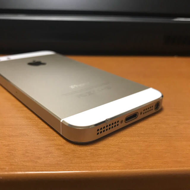 iPhone - 64GB iPhone5S au 本体 ゴールドの通販 by みそかつしょっぷ。
｜アイフォーンならラクマ 高品質安い