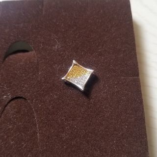 10Kホワイトゴールド9.5mm ダイヤモンドピアス　0.125ct(ピアス(片耳用))