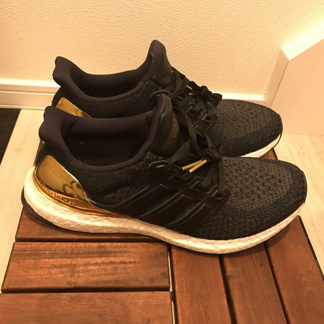 adidas(アディダス)のadidas ultraboost 25.5cm medal pack メンズの靴/シューズ(スニーカー)の商品写真