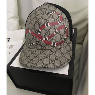 グッチ(Gucci)のGUCCI グッチ スネークプリントGG スプリーム帽子(キャップ)