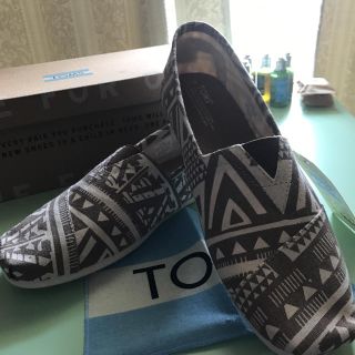 トムズ(TOMS)のトムズ  新品 スリッポン  29センチ(スリッポン/モカシン)