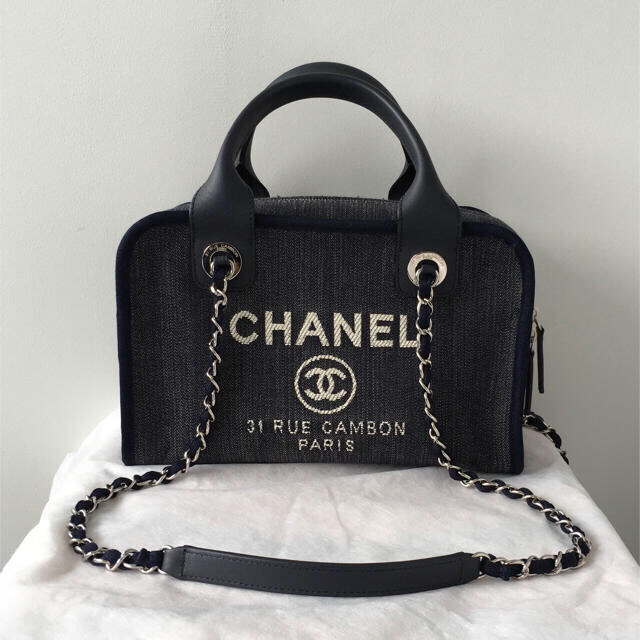 CHANEL(シャネル)の⭐︎あちゅ様専用⭐︎ シャネル　CHANEL デニム　バッグ ドーヴィル レディースのバッグ(ハンドバッグ)の商品写真