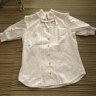 イートミー(EATME)のeatme シャーリングコットンシャツ(シャツ/ブラウス(半袖/袖なし))