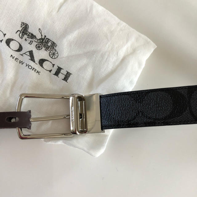 COACH(コーチ)の大人気☆COACH☆リバーシブル メンズベルト☆ブラック メンズのファッション小物(ベルト)の商品写真