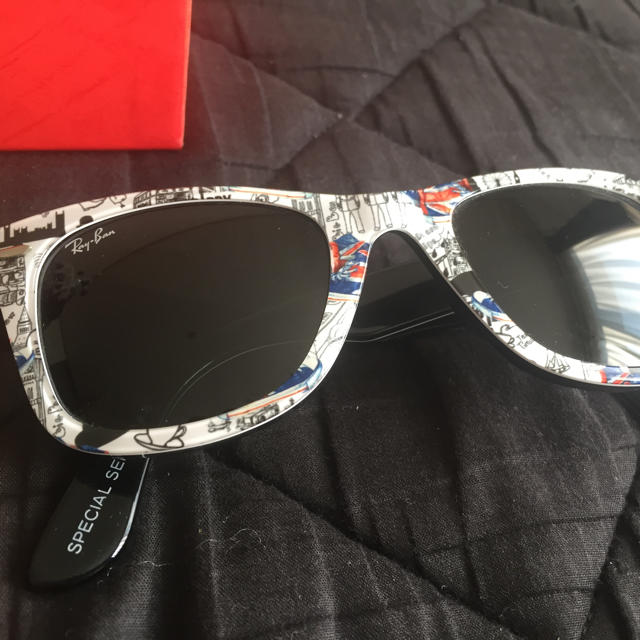 Ray-Ban(レイバン)のRay-Ban サングラス London メンズのファッション小物(サングラス/メガネ)の商品写真