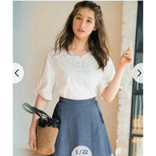 エニィスィス(anySiS)のanysis♡今季完売 美品 スカラップネックブラウス(シャツ/ブラウス(半袖/袖なし))