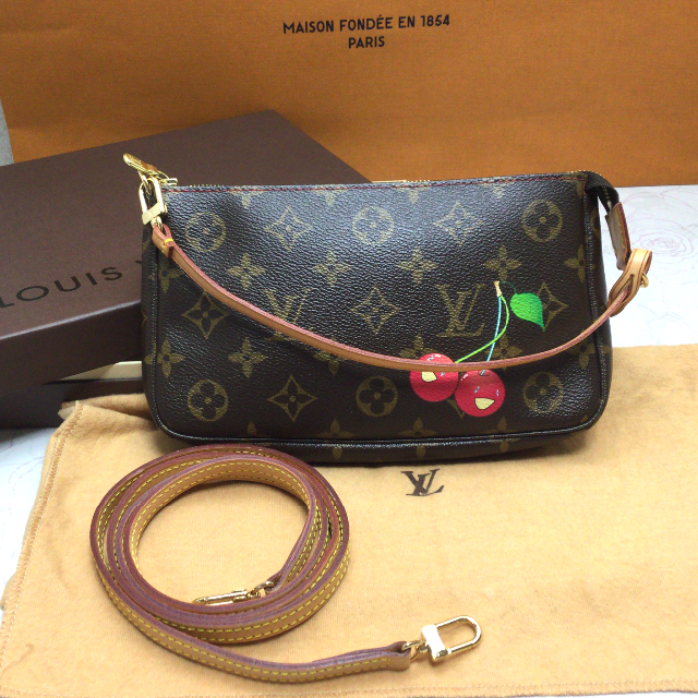 LOUIS VUITTON - ほぼ未使用★斜めがけ可★ルイヴィトン アクセサリーポーチ の通販 by ミルエル's shop｜ルイヴィトンならラクマ