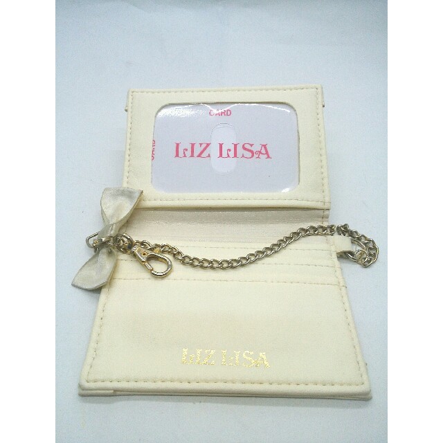 LIZ LISA(リズリサ)のリズリサパスケース　　　LIZ LISA 定期入れ レディースのファッション小物(名刺入れ/定期入れ)の商品写真