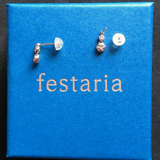 festaria K10イエローゴールド　ダイヤモンドピアス