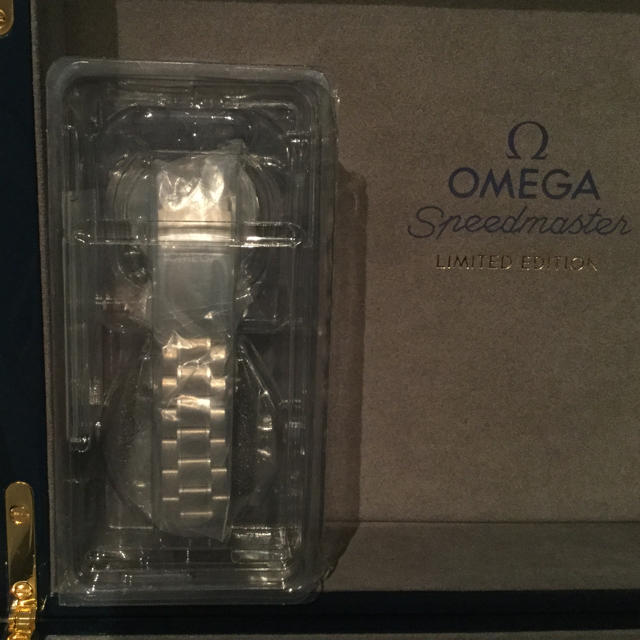 オメガ スピードマスター アポロ17号 45周年限定モデル 国内正規新品