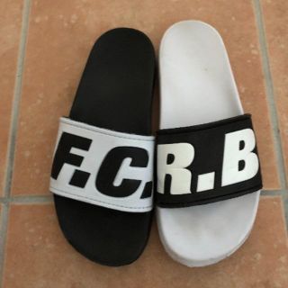 エフシーアールビー(F.C.R.B.)のFCRB  サンダル べナッシ シュプリーム  (サンダル)