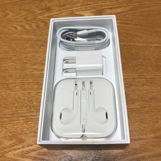 アップル(Apple)のApple純正 イヤホン、ケーブル、電源アダプタ(その他)