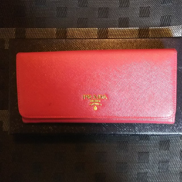 PRADA(プラダ)のももりん様専用。プラダ長財布セット レディースのファッション小物(財布)の商品写真