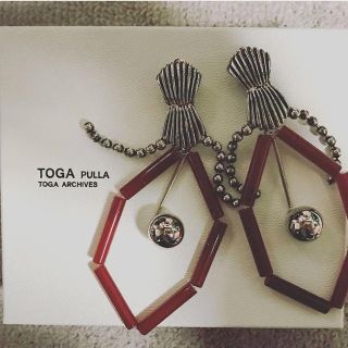 トーガ(TOGA)の【完売商品】togapulla イヤリング(イヤリング)