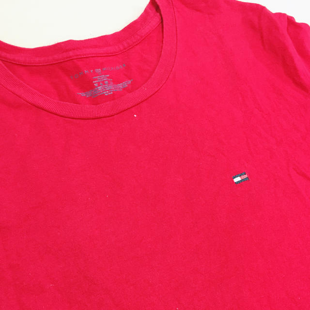 TOMMY HILFIGER(トミーヒルフィガー)のトミー  ヒルフィガー ロング T レッド  レディースのトップス(Tシャツ(半袖/袖なし))の商品写真