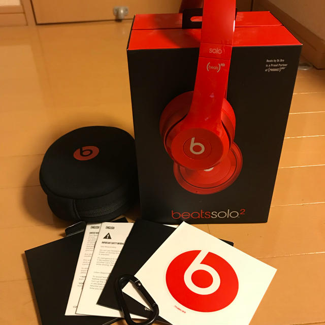 Beats by Dr Dre(ビーツバイドクタードレ)のBeats solo2 スマホ/家電/カメラのオーディオ機器(ヘッドフォン/イヤフォン)の商品写真