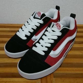 ヴァンズ(VANS)のバンズ　
ニュースクール　
メンズ　25.5cm　(スニーカー)