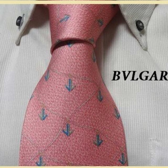 BVLGARI(ブルガリ)のほぼ新品★ブルガリ★BVLGARI★高級シルクネクタイ★さわやかカラー★ メンズのファッション小物(ネクタイ)の商品写真