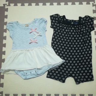 アカチャンホンポ(アカチャンホンポ)のまとめ売り babyGAP 70サイズ 女の子 カバーオール ロンパース 半袖(カバーオール)