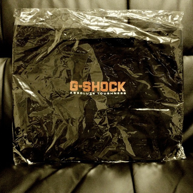 G-SHOCK(ジーショック)の【新品/おまけ付】G-SHOCK GF-8235D-1BJR 35周年 メンズの時計(腕時計(デジタル))の商品写真
