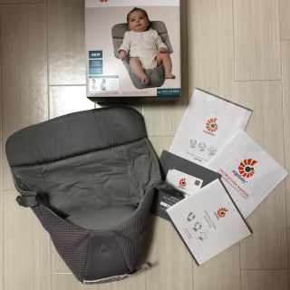 エルゴベビー(Ergobaby)のエルゴ インファントインサート クールエアメッシュ(抱っこひも/おんぶひも)