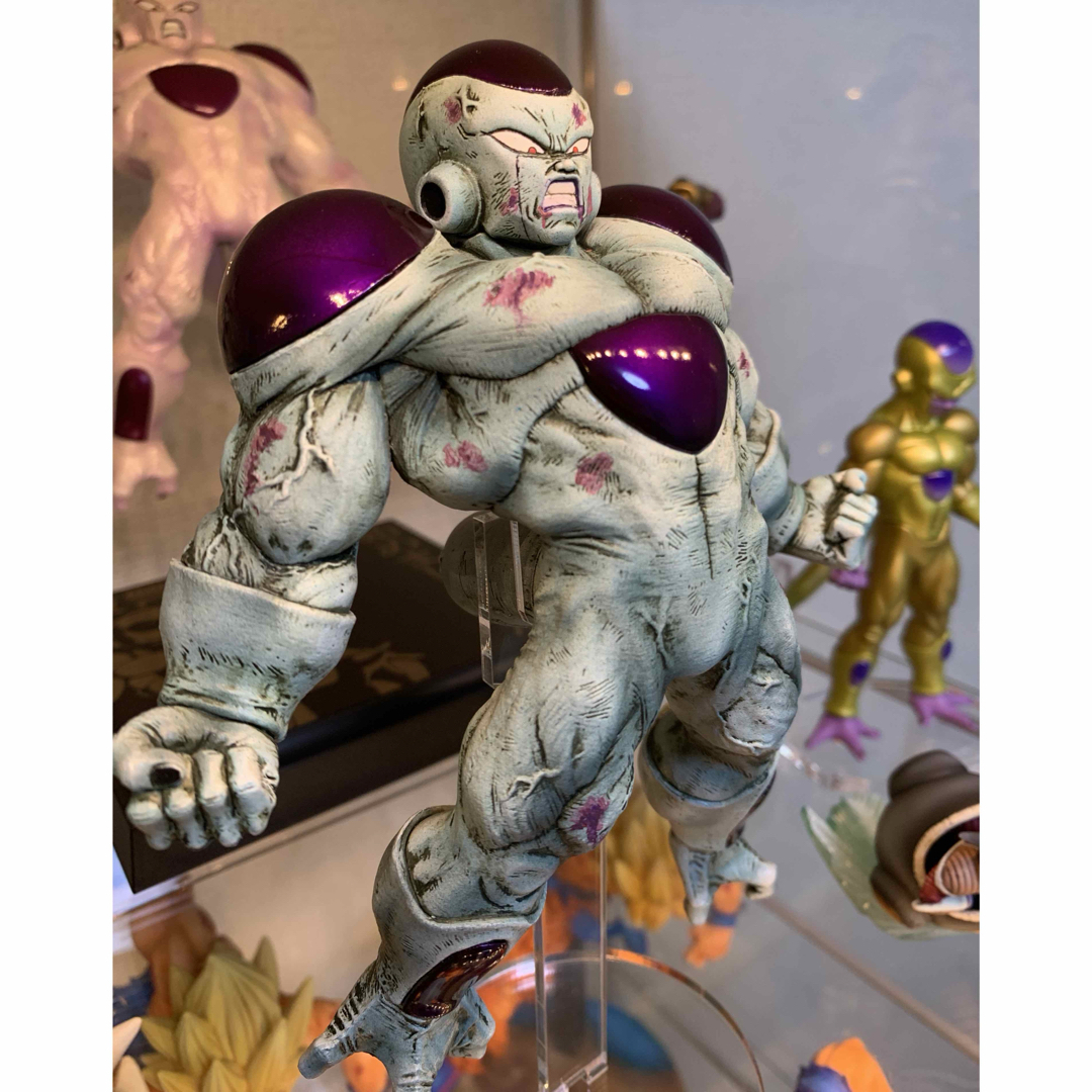 フリーザ リペイント 作品 フィギュア ドラゴンボールの通販 by