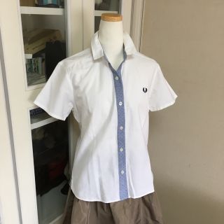 FRED PERRY 白 ホワイト 半袖 ボタンシャツ ブラウス