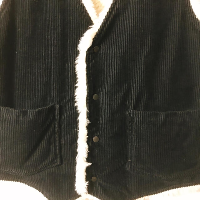 UNUSED(アンユーズド)のUNUSED 16aw リバーシブル ボア ベスト コーデュロイ US1227  メンズのトップス(ベスト)の商品写真