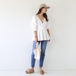 トゥデイフル(TODAYFUL)のTuck Peplum Shirts(シャツ/ブラウス(長袖/七分))