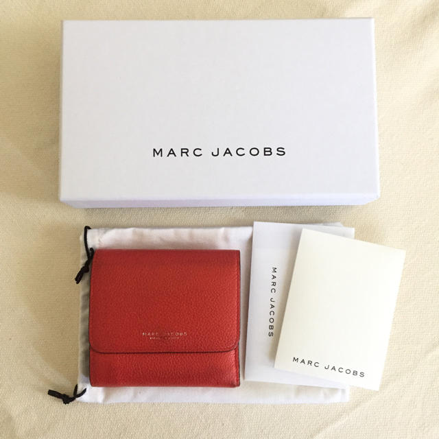 2016年購入 MARC JACOBS 三つ折り財布赤 マークジェイコブス