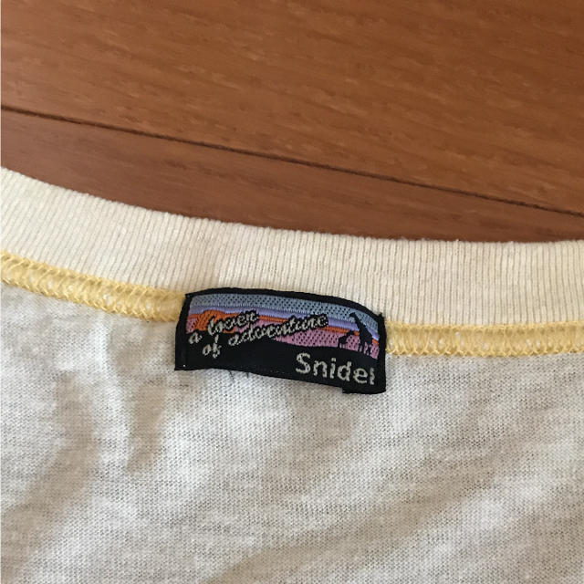 SNIDEL(スナイデル)のスナイデル    スヌーピーTシャツ レディースのトップス(Tシャツ(半袖/袖なし))の商品写真