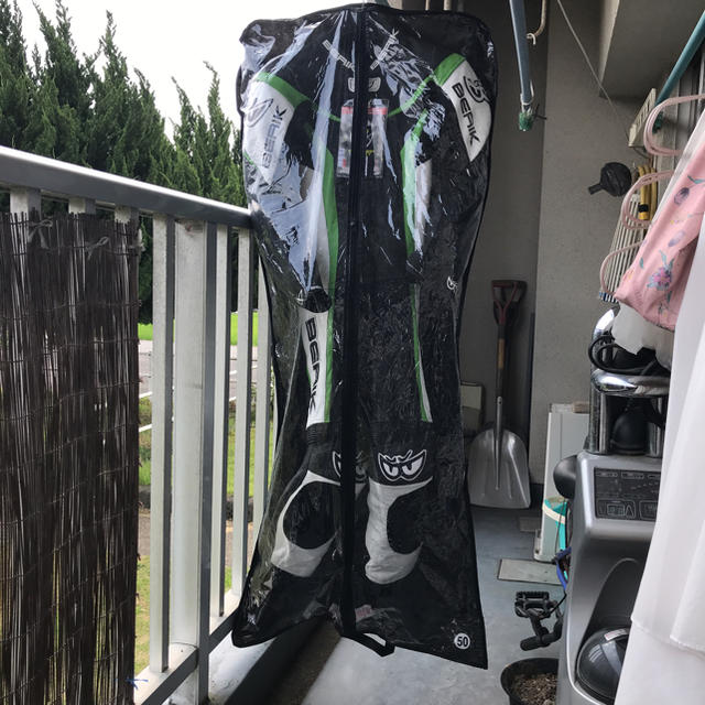革ツナギレーシングスーツberik ベーリック の通販 By 花火 S Shop ラクマ 革ツナギレーシングスーツberik ベーリック の通販 By 花火 S Shop ラクマ