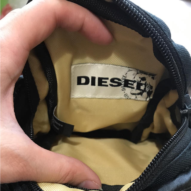 DIESEL(ディーゼル)のディーゼル ショルダーバッグ新品 メンズのバッグ(ショルダーバッグ)の商品写真