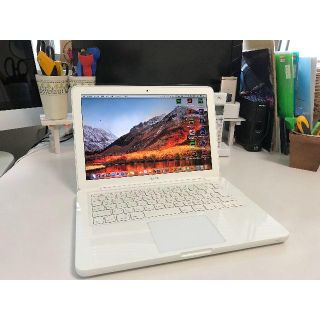 アップル(Apple)のMacBook Core2Duo 2.4GHz/4GB/250GB(ノートPC)