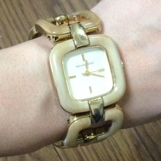 マイケルコース(Michael Kors)のマイケルコースブレスレット型時計(腕時計)