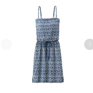 ユニクロ(UNIQLO)の【美品】ユニクロ ブラトップ ロッシ1931ブラワンピース ネイビー花柄 L(ひざ丈ワンピース)