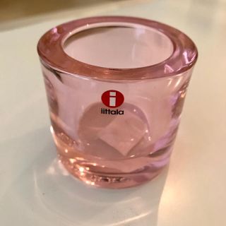 イッタラ(iittala)のイッタラ✖︎マリメッコ キビキャンドルホルダー  ベビーピンク 新品未使用(食器)