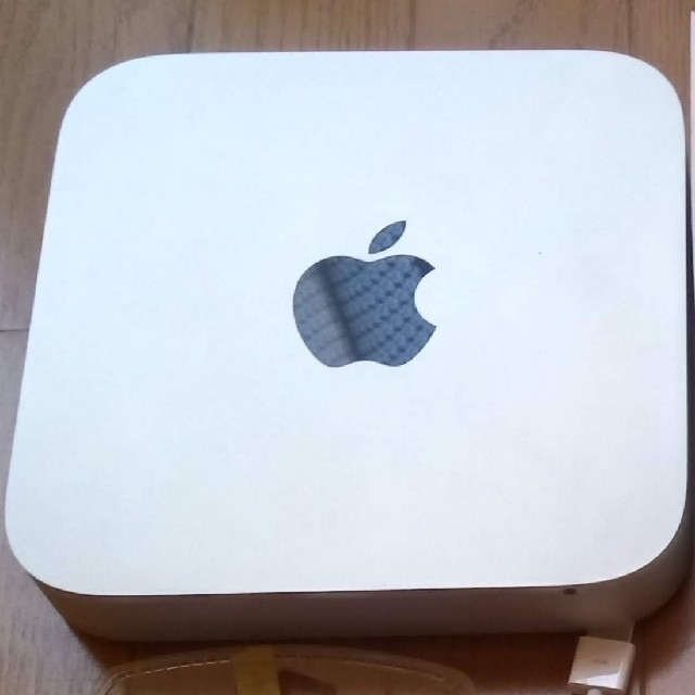 Mac (Apple)(マック)のMac Mini(mid2011) スマホ/家電/カメラのPC/タブレット(デスクトップ型PC)の商品写真