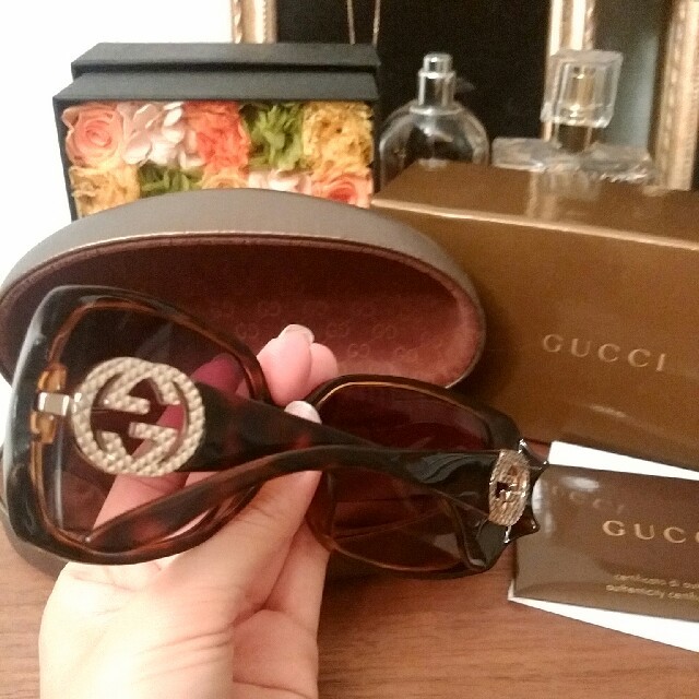Gucci(グッチ)のGUCCI♥サングラス レディースのファッション小物(サングラス/メガネ)の商品写真