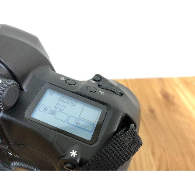 Canon(キヤノン)のCanon EOS-3 + BP-E1(美品) スマホ/家電/カメラのカメラ(フィルムカメラ)の商品写真