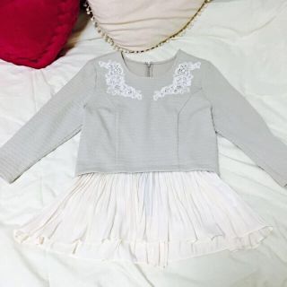 ジルバイジルスチュアート(JILL by JILLSTUART)の新品♡ペプラムトップス(カットソー(長袖/七分))