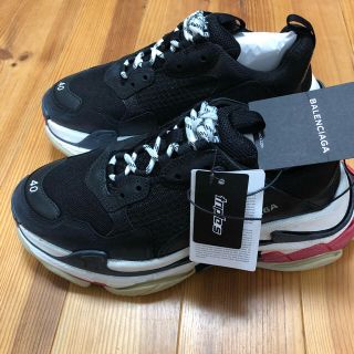 バレンシアガ(Balenciaga)のBALENCIAGA triple s Noir/Red 40(スニーカー)