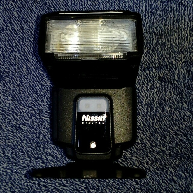 専用　ニッシン　Nisshin i40 ニコン用フラッシュ　美品 スマホ/家電/カメラのカメラ(ストロボ/照明)の商品写真