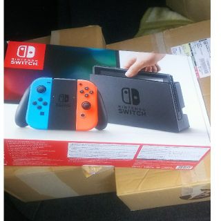 ニンテンドースイッチマルチカラー(家庭用ゲーム機本体)