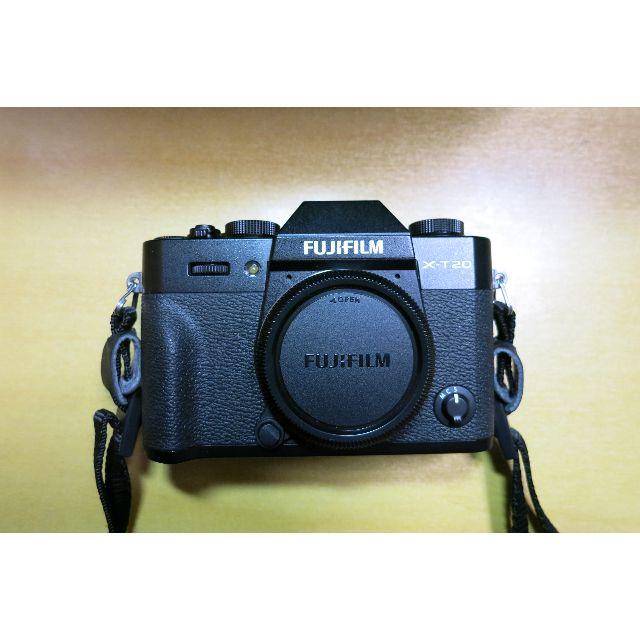 富士フイルム(フジフイルム)のフジフイルム FUJIFILM X-T20　ボディー ブラック 美品 スマホ/家電/カメラのカメラ(ミラーレス一眼)の商品写真